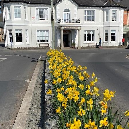 Dolphin Hotel Bovey Tracey Dış mekan fotoğraf