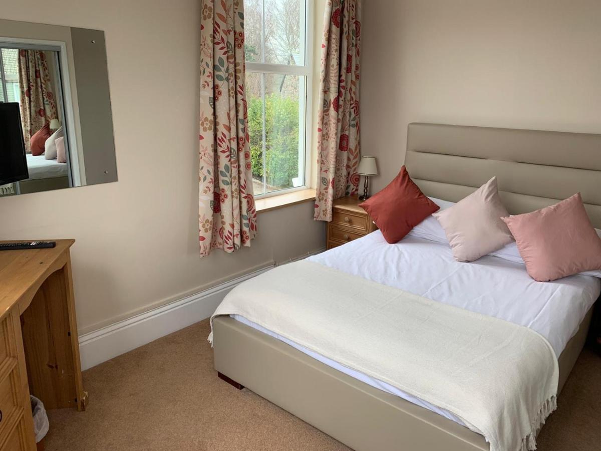 Dolphin Hotel Bovey Tracey Dış mekan fotoğraf
